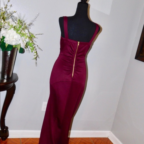 Wine Down in this Beauty 🍷 - Picture 2 of 4